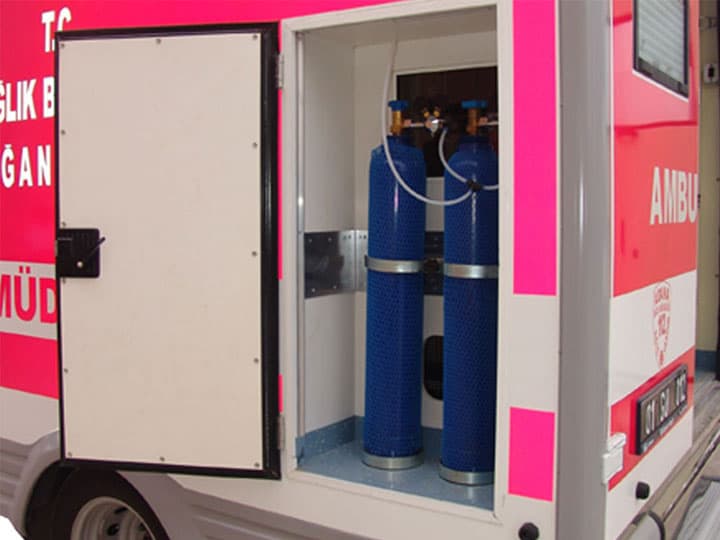 Box Type Ambulance thumbnail 2