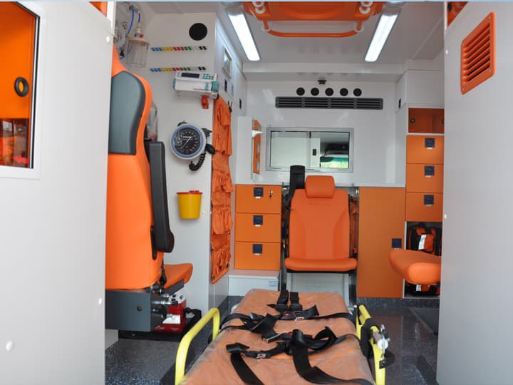 Rescue Ambulance thumbnail 6