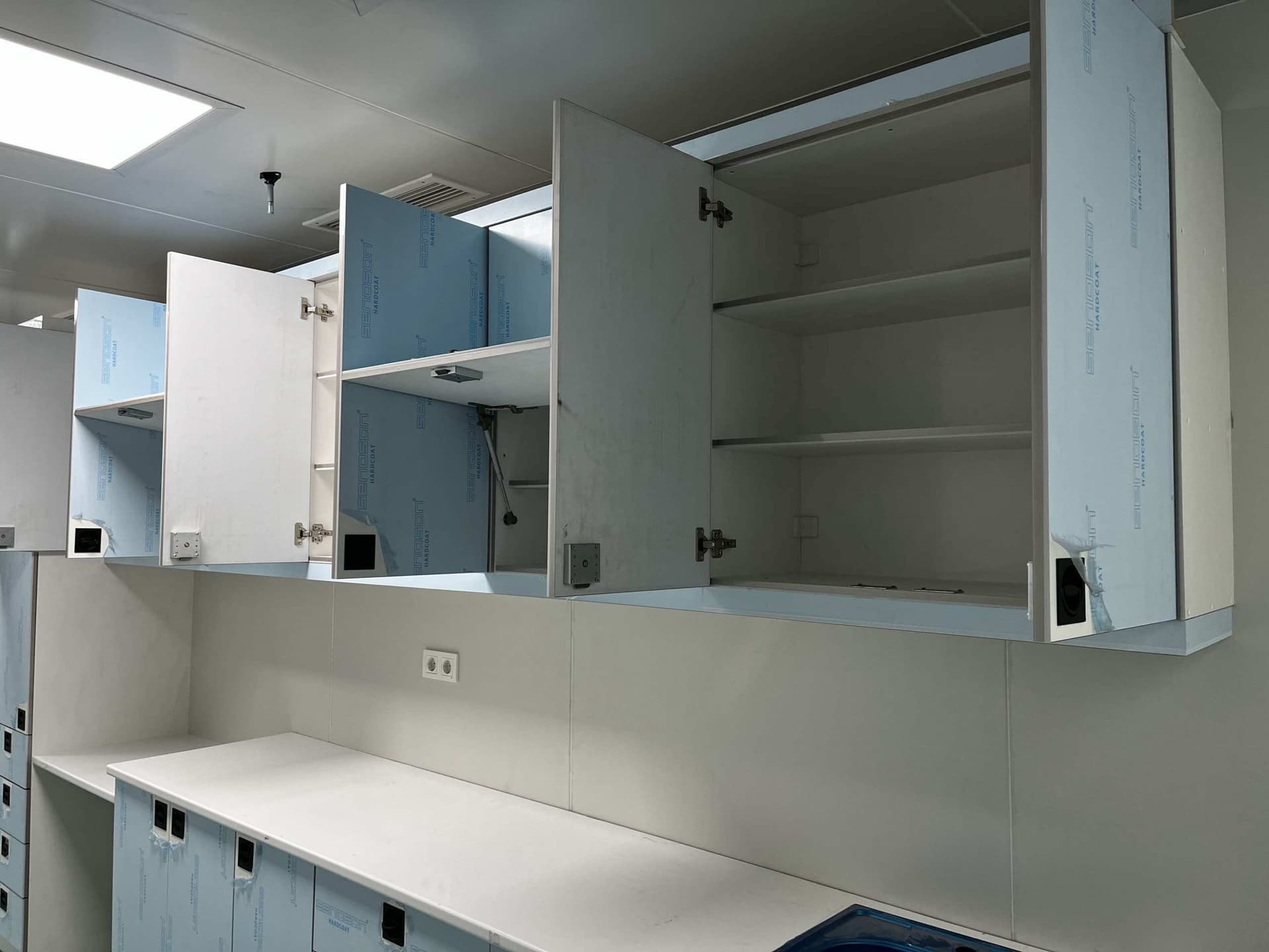 Mobile Laboratory & Blood Services thumbnail 6