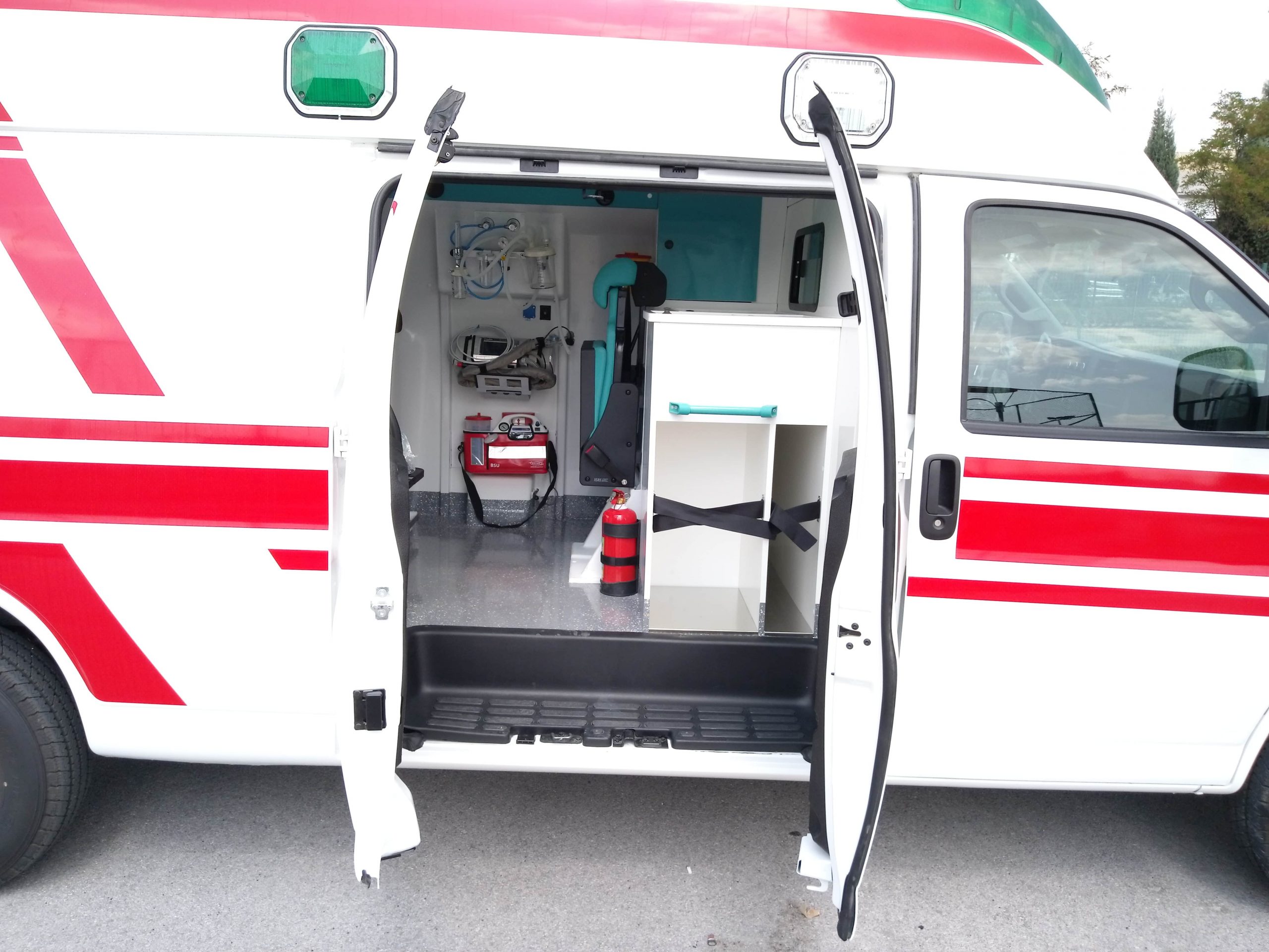 GMC Savana Ambulance interior 4